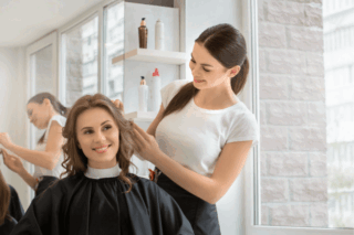 The Benefits of Going Organic: How Organic Brands Help Fight Frizz Without Harmful Chemicals